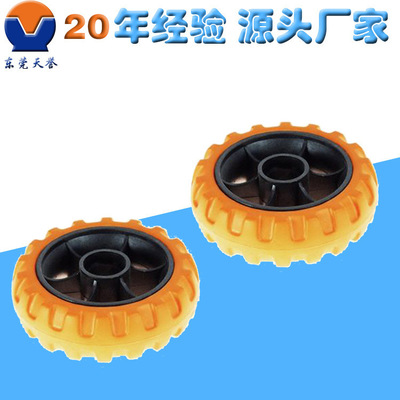为什么脚轮的使用环境是值得关注的因素?